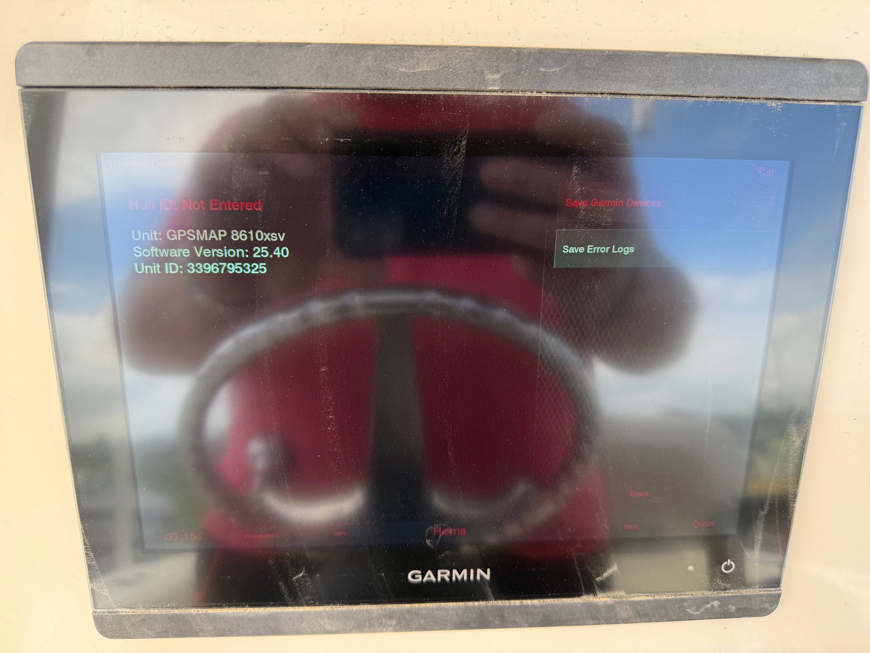 Garmin GPSMAP 8610xsv on Boston Whaler 230 Outrage, software version 25.40.