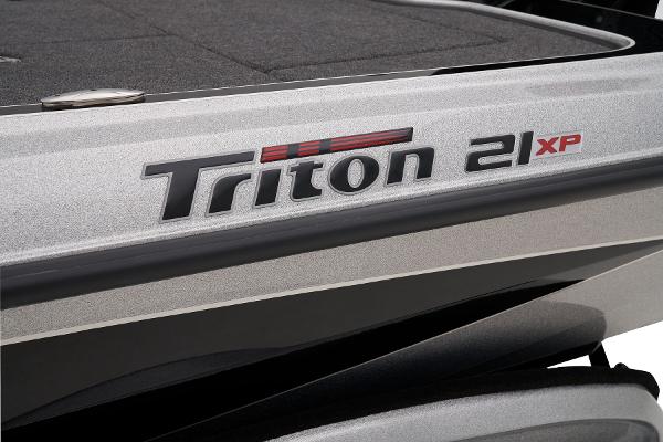 2026 Triton 21XP Patriot - 77