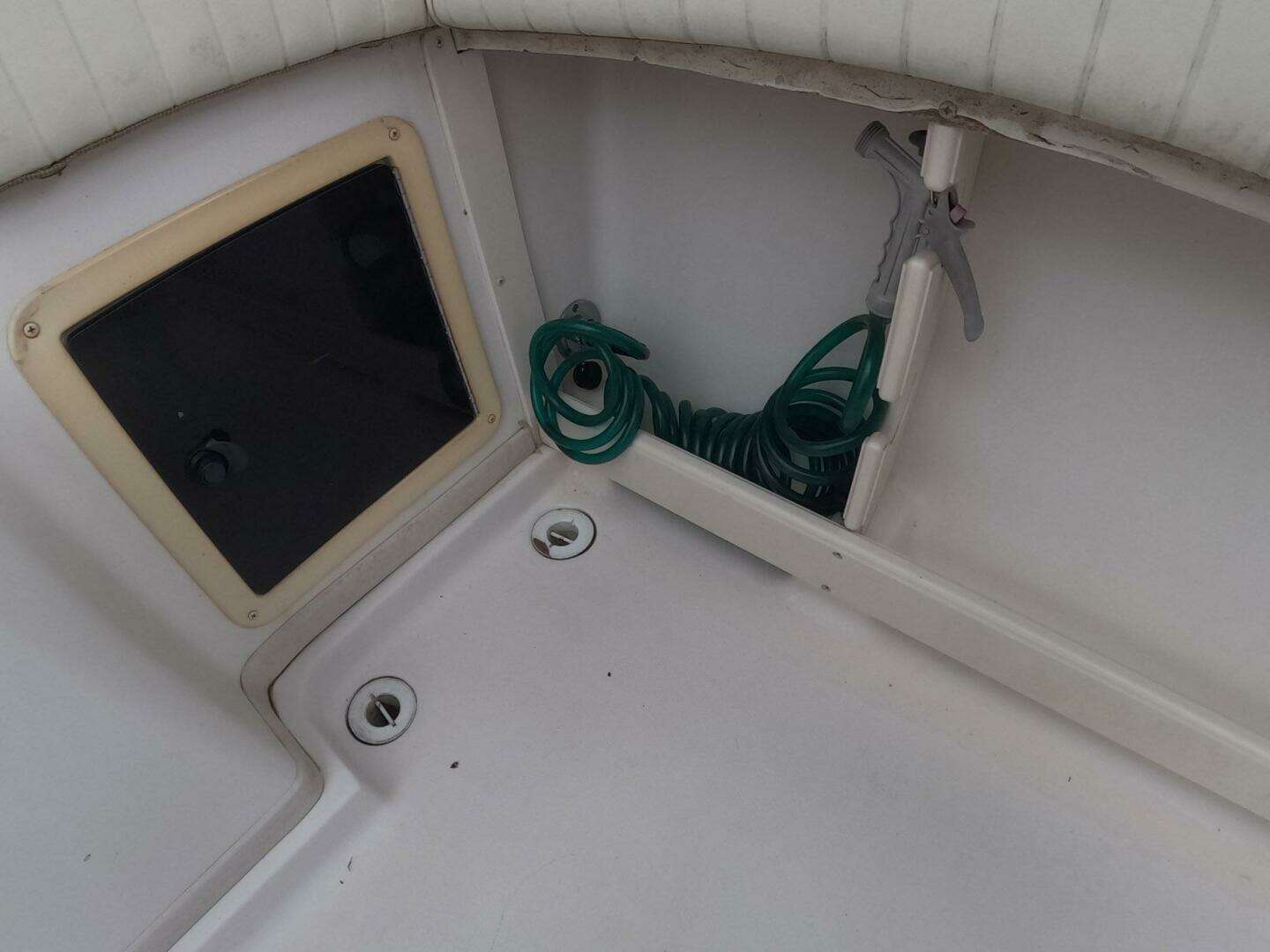 2001 Grady-White Gulfstream 232 - Image 15