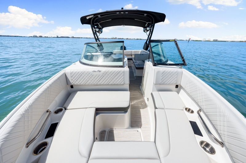 2025 Sea Ray SDX 250 Outboard - 34