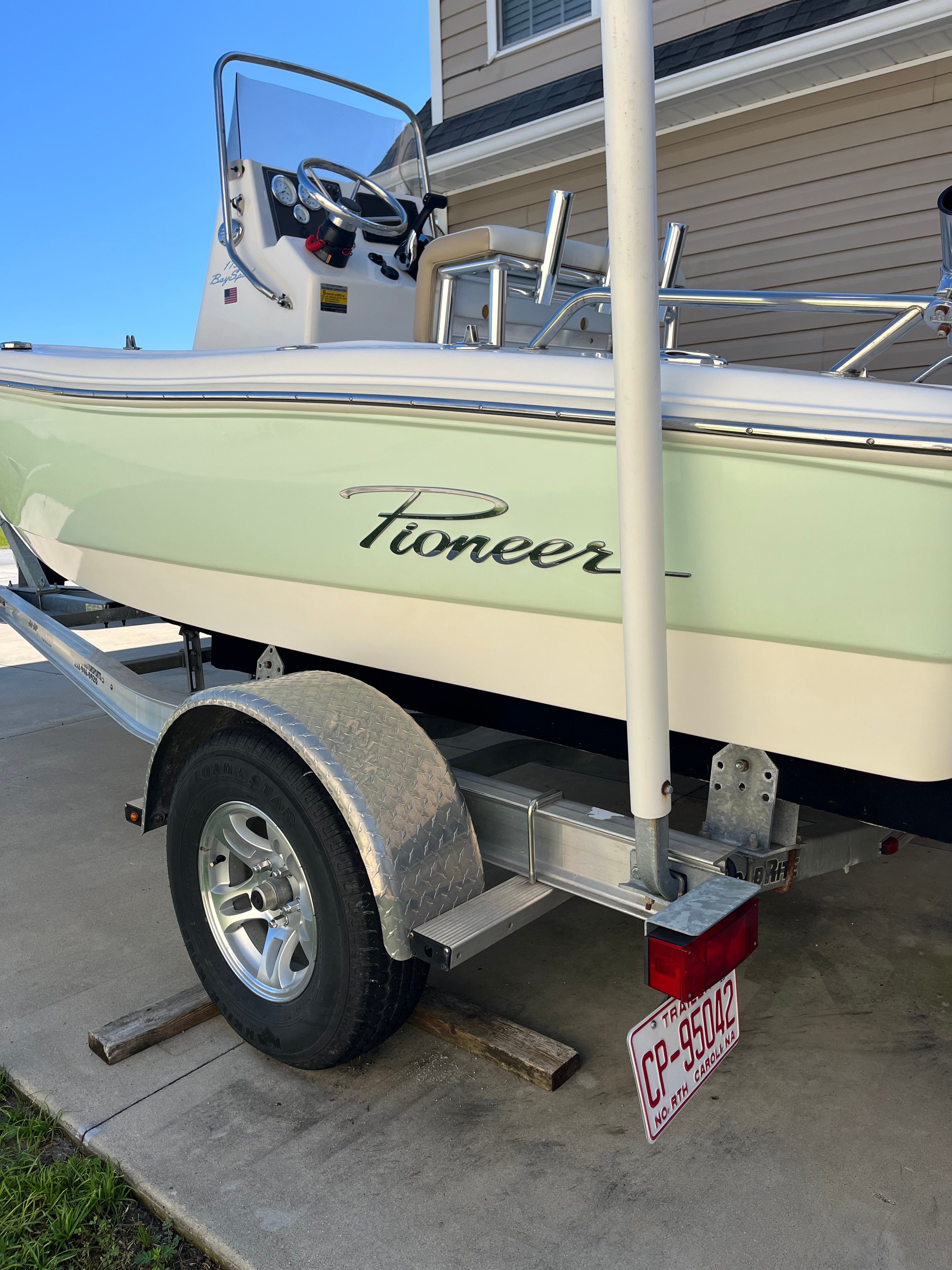2021 Pioneer 175 Bay Sport - 2