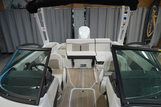 2025 Monterey M-225 - 13
