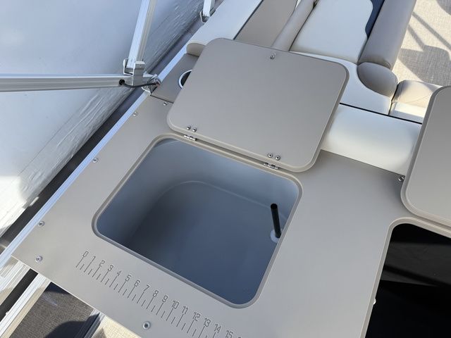 2026 Avalon Venture 85 - 23 FT Rear Fish - 20