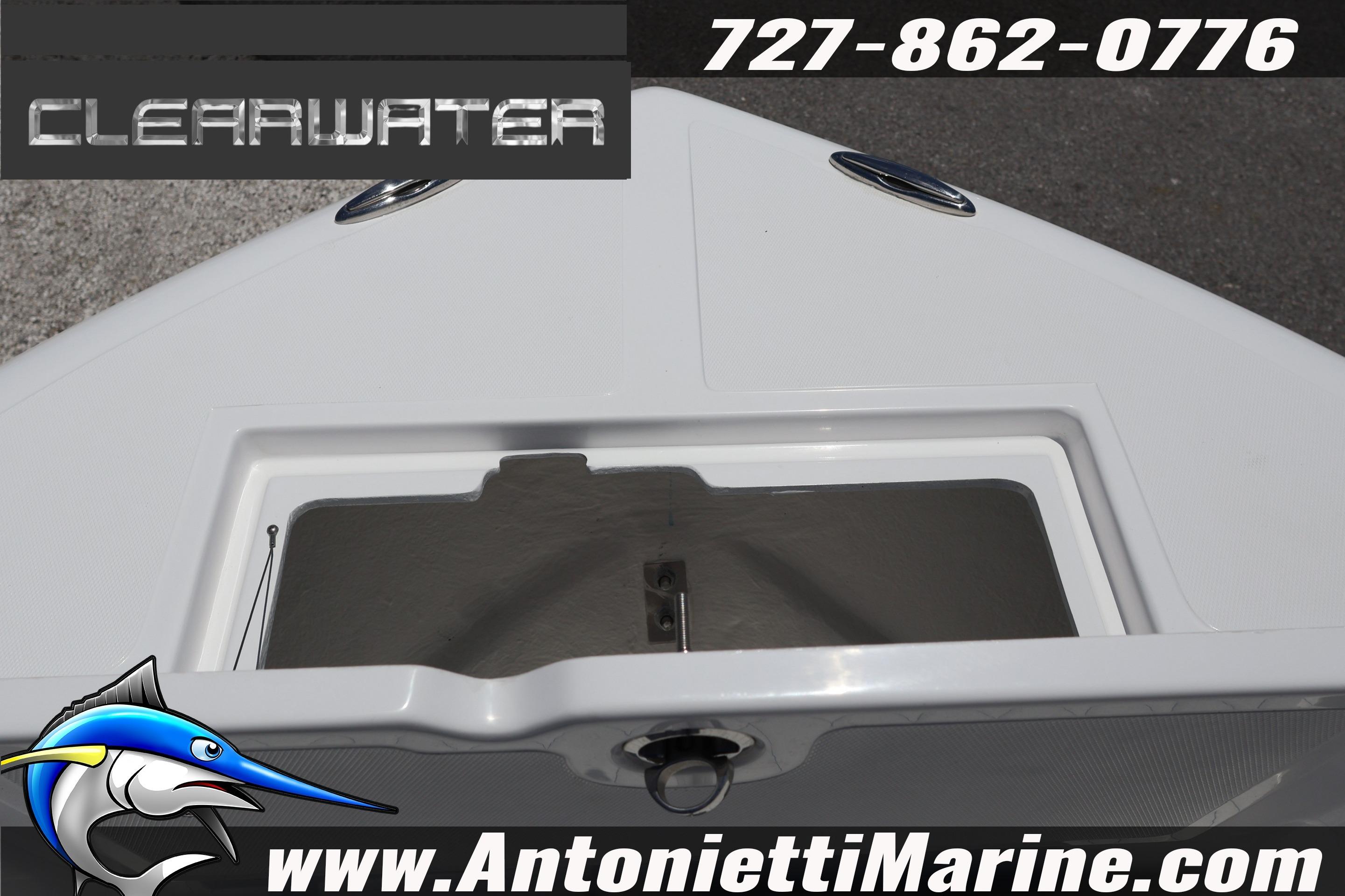 2026 Clearwater 2000 Center Console boat, featuring storage compartment and contact details.