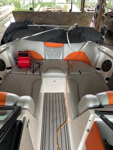 2014 MasterCraft X46 - 16