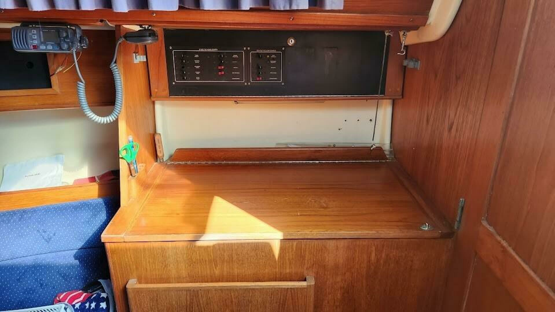 1986 Pearson Auxiliary Sloop - Image 21
