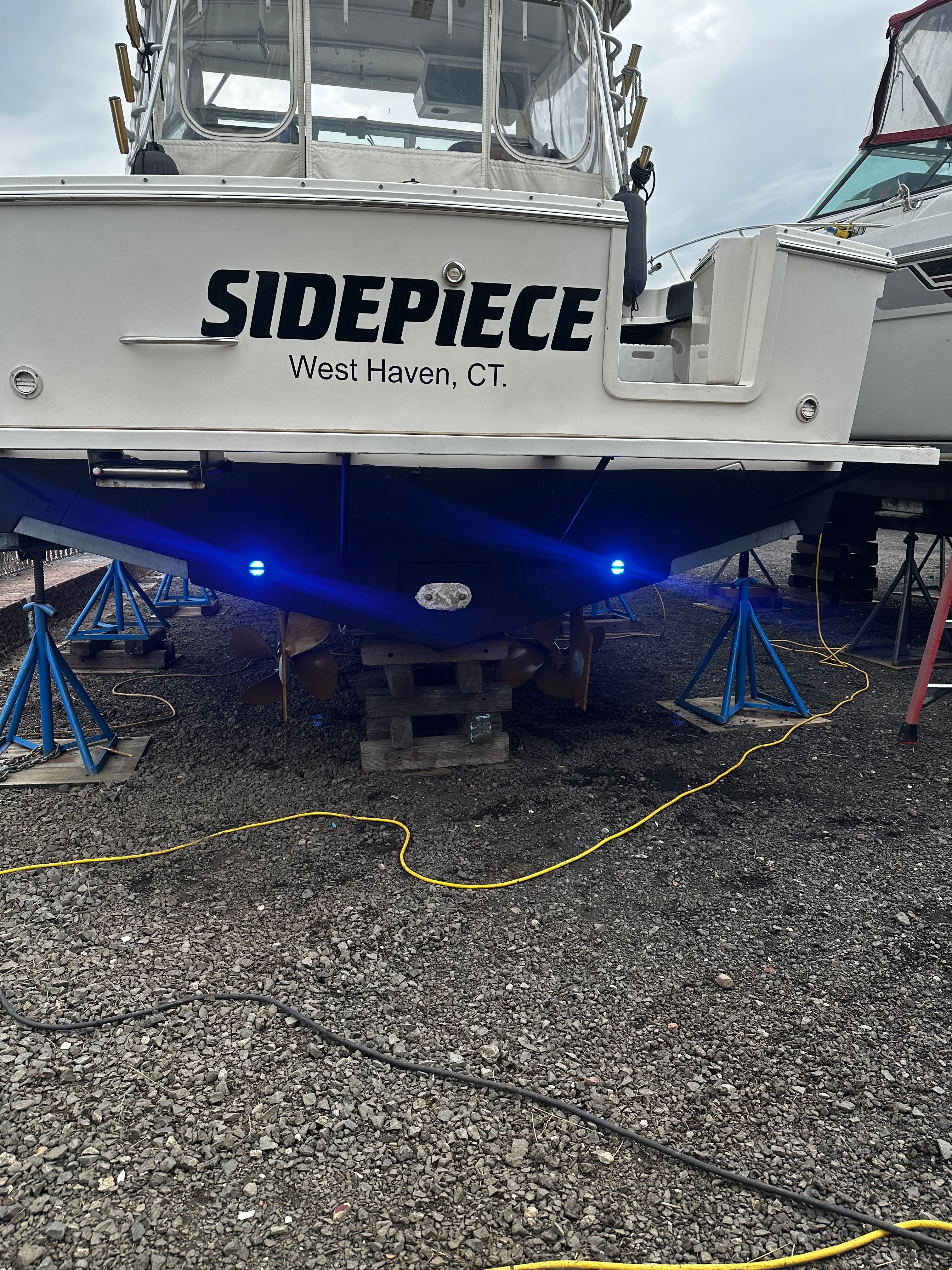 2005 Wellcraft 330 Coastal - 31