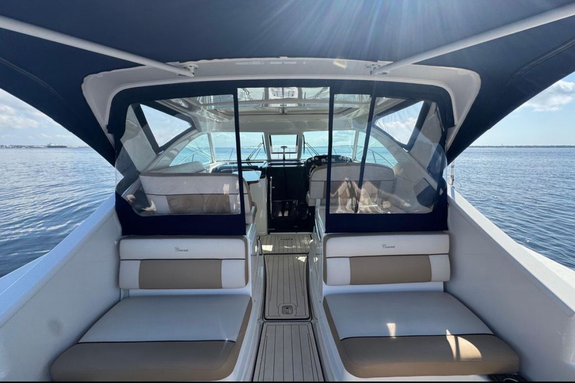 2014 Tiara Yachts 3100 Coronet - 8