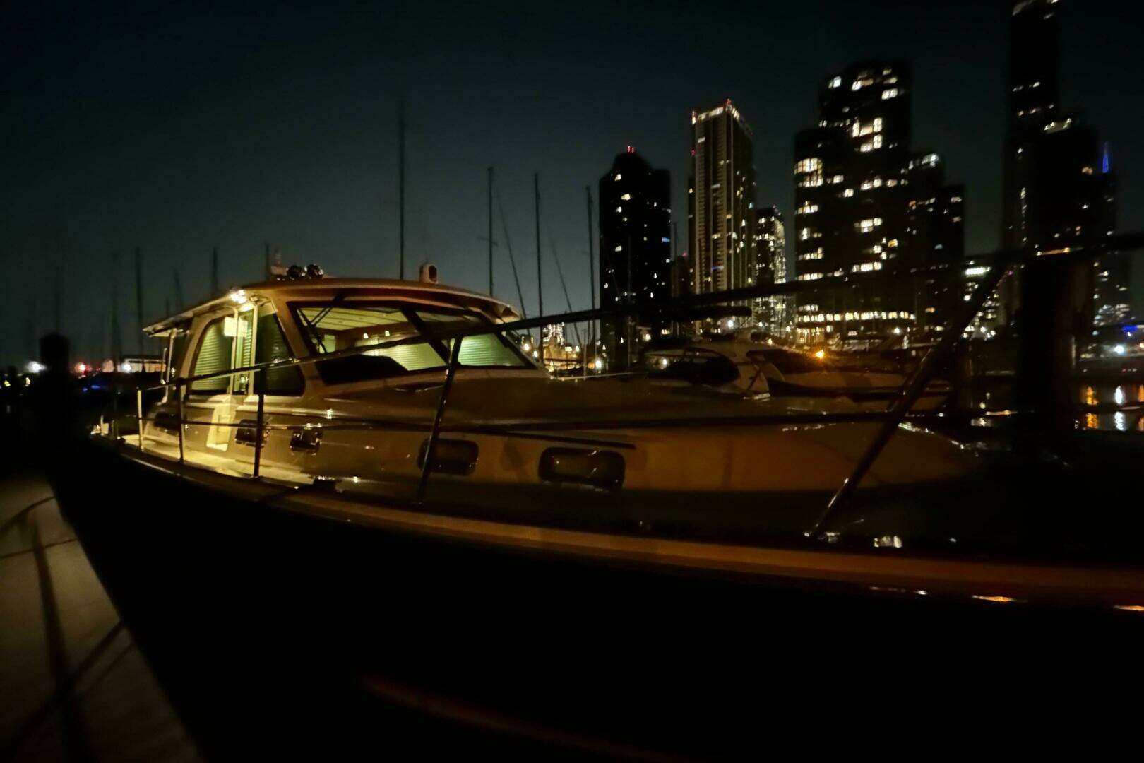 2022 Sabre 45 Salon Express - Image 57
