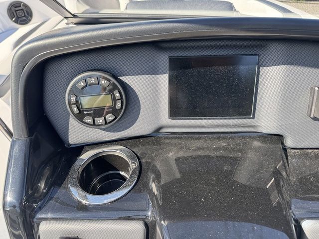 2026 Yamaha Boats SX195 - 19