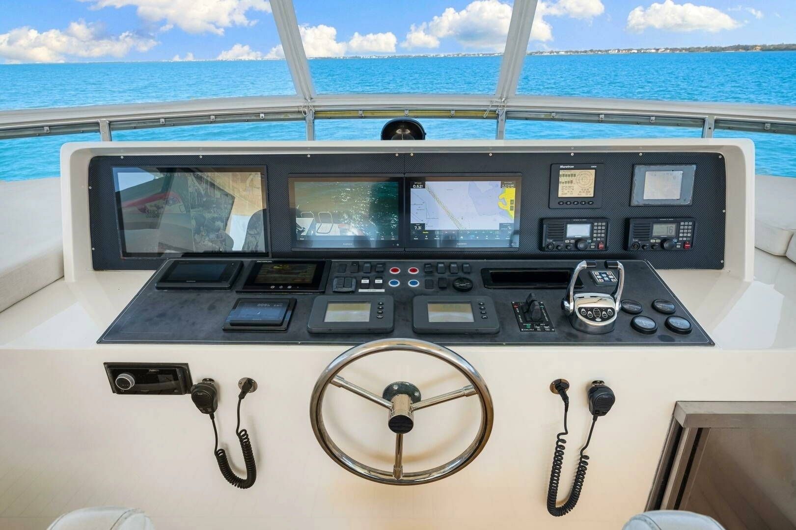 2010 Ocean Alexander 83 Motor Yacht - Image 52