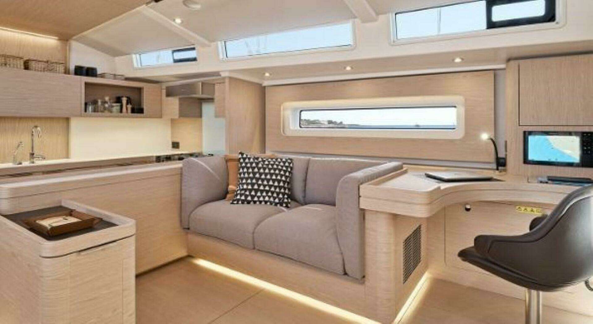 2025 Beneteau Oceanis Yacht 60 - Image 13