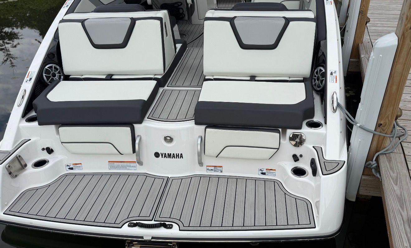 2023 Yamaha Boats 252SD - 4