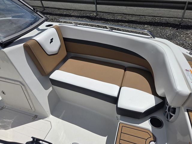 2026 Starcraft SVX OB 190 DC OB w/140hp and Trailer - 29