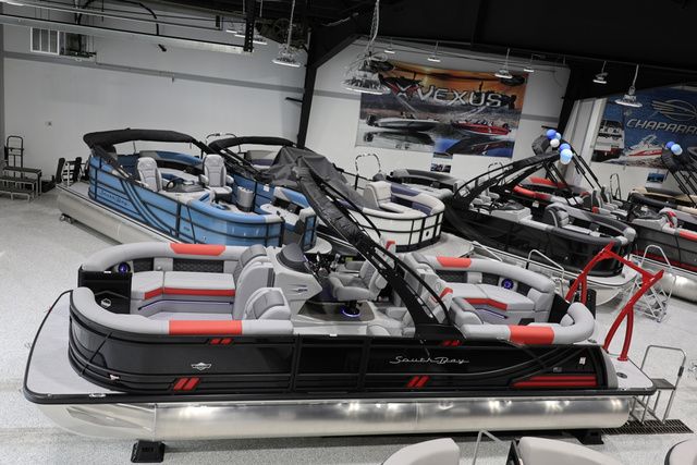 2026 South Bay 525 RS Hybrid Arch