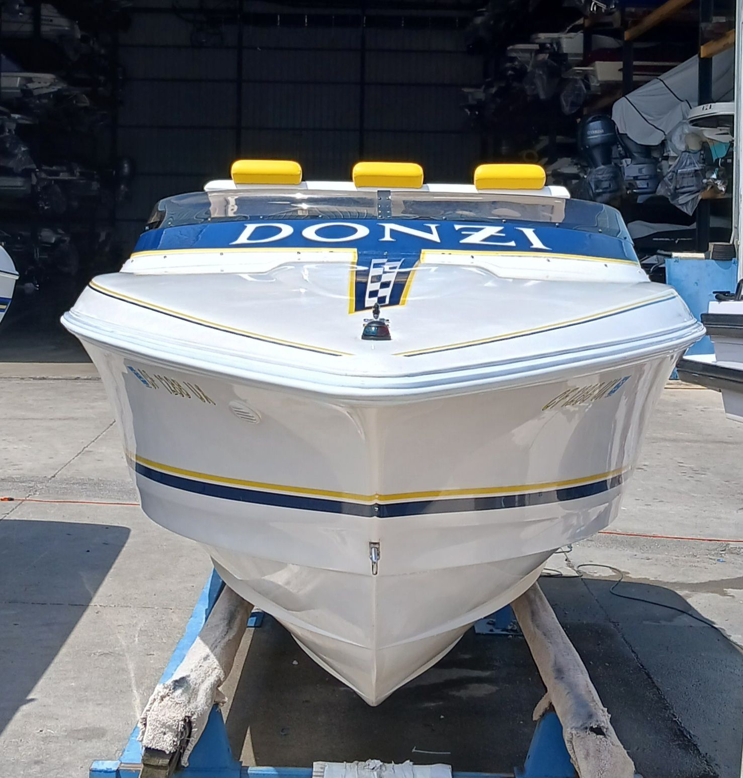 2001 Donzi 22 ZX