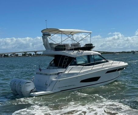 2024 REGAL 38 FXO - Image 41
