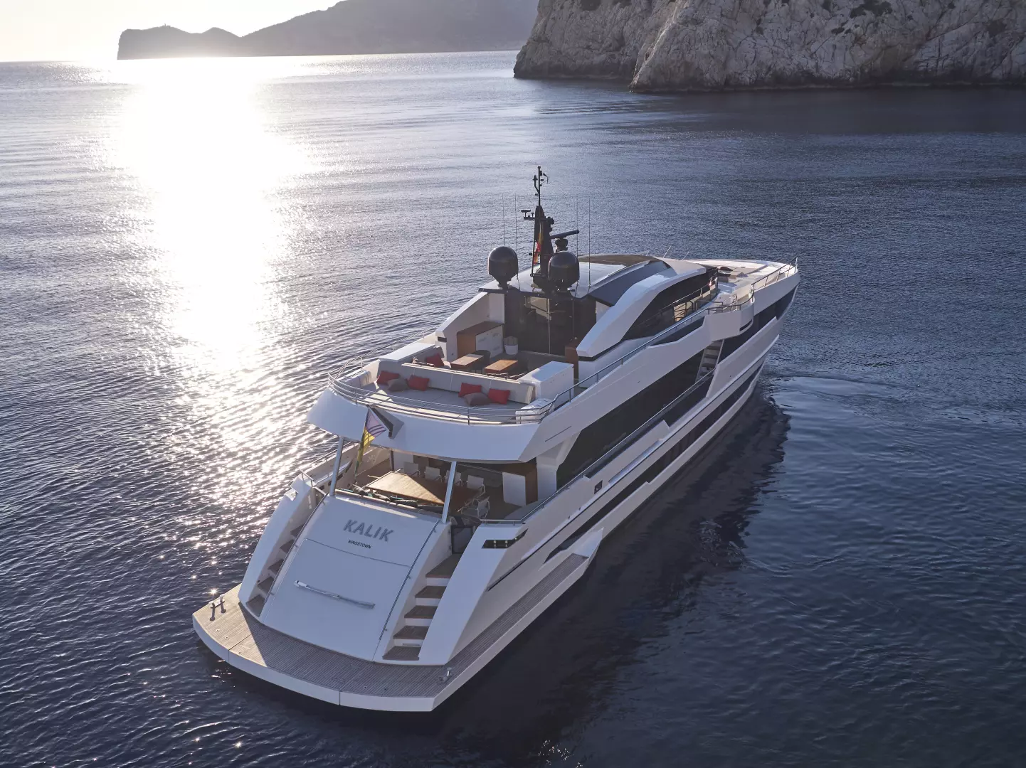 2022 Astondoa 110 Century - Image 6