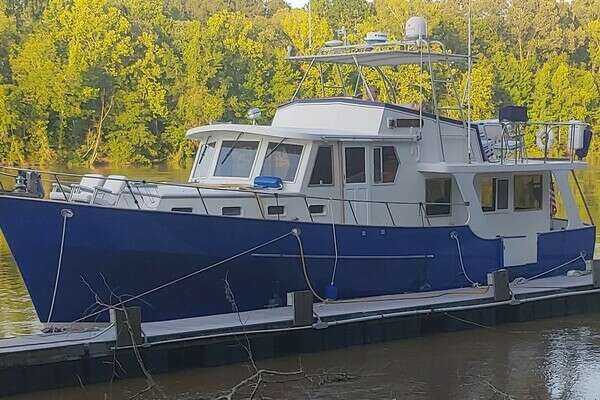 1981 Sea Ranger 45 Raised Pilot House