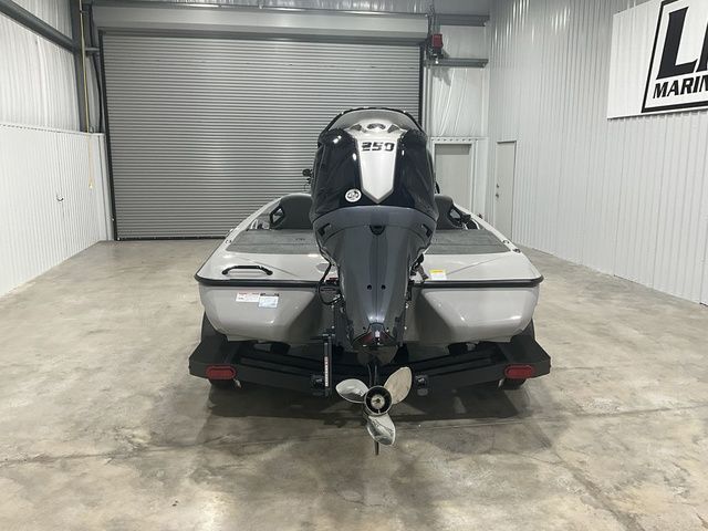 2026 Skeeter ZXR21 SE - 11