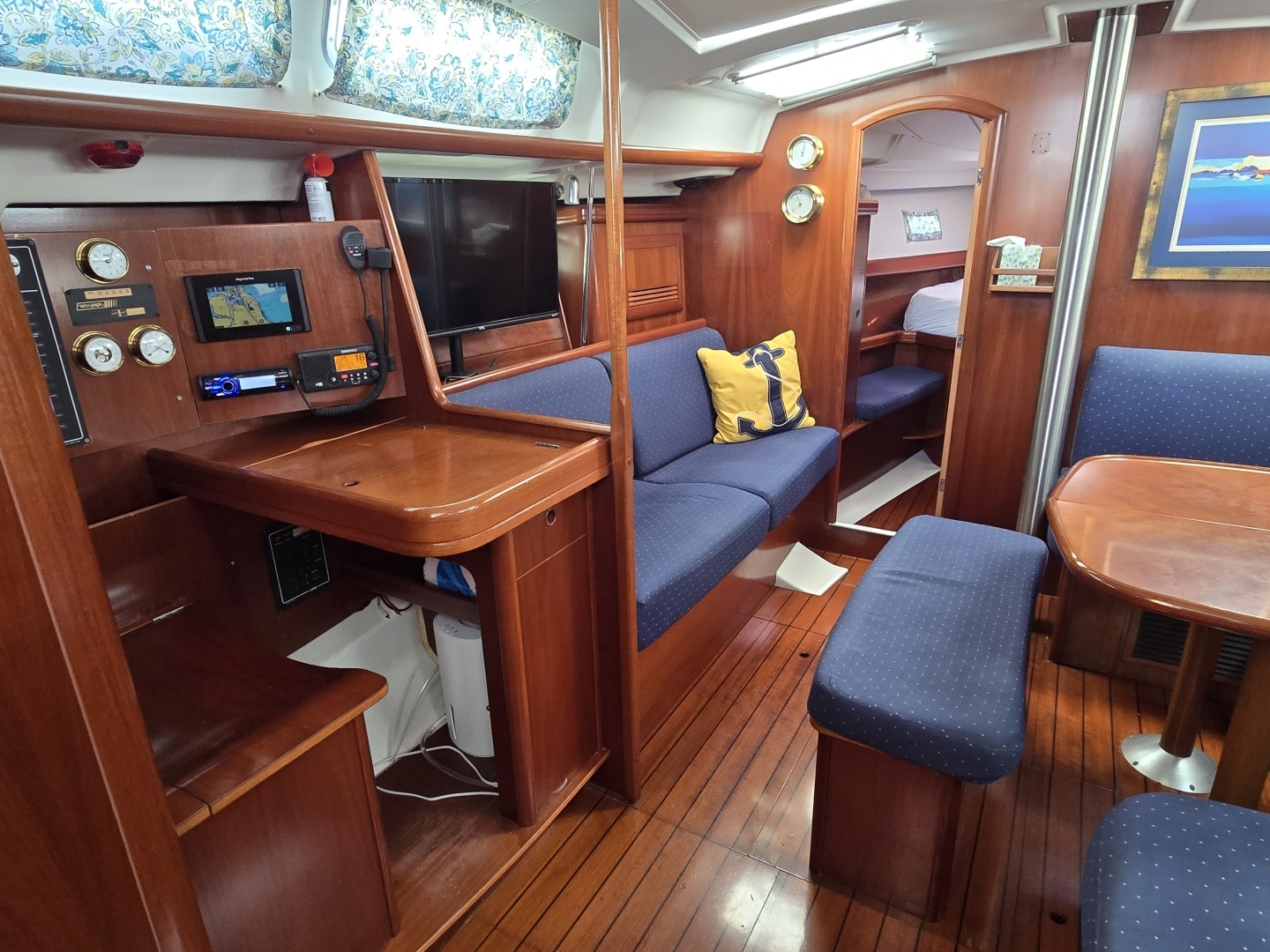 2004 Beneteau 423 - Image 30