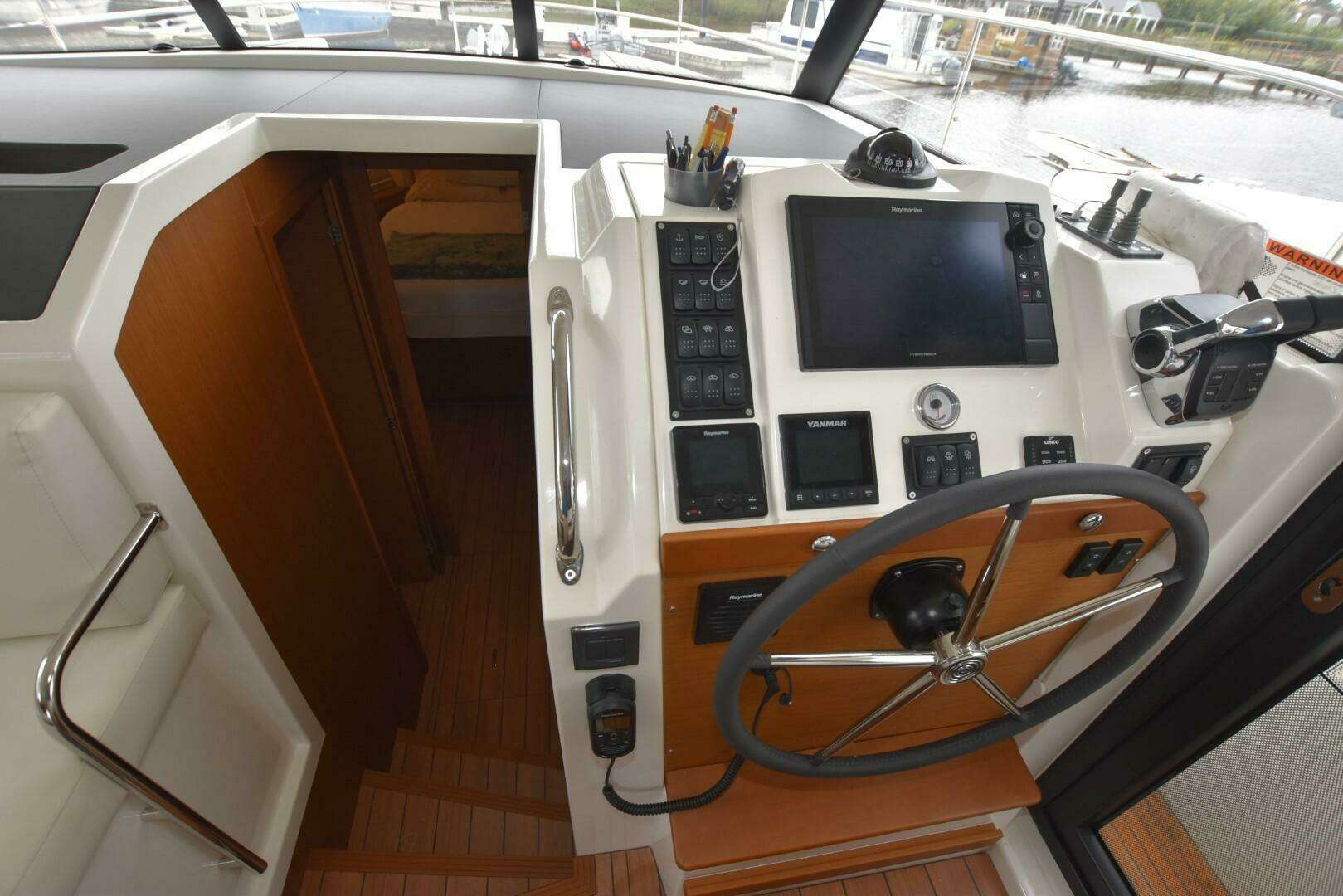 2023 Beneteau Swift Trawler 41 Fly - Image 15