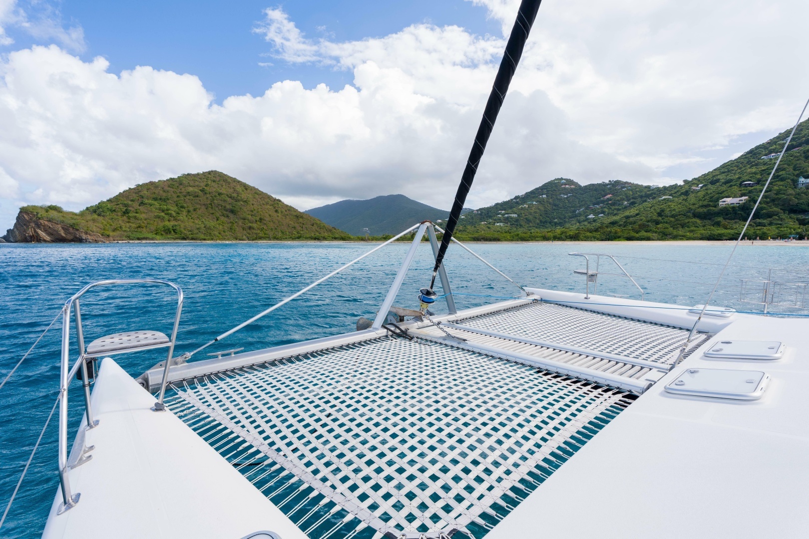 2011 Voyage Yachts 520 - Image 11