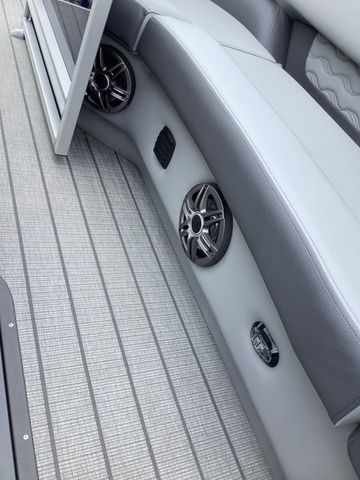 2026 SunCatcher Fusion 324SL - 26