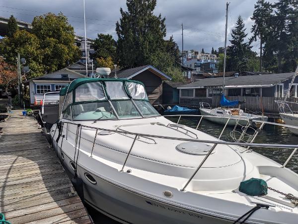 2000 Monterey 322 Cruiser