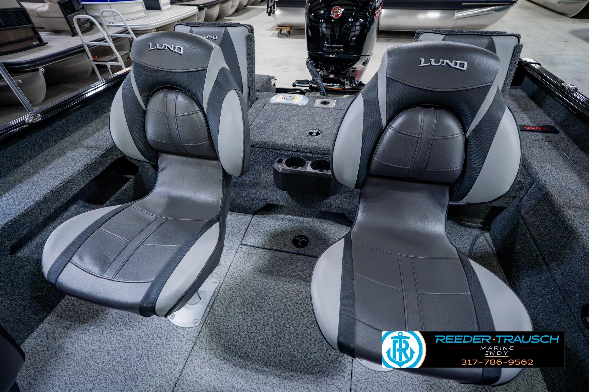 2026 Lund 1875 Impact XS boat interior with two sleek, ergonomic seats.