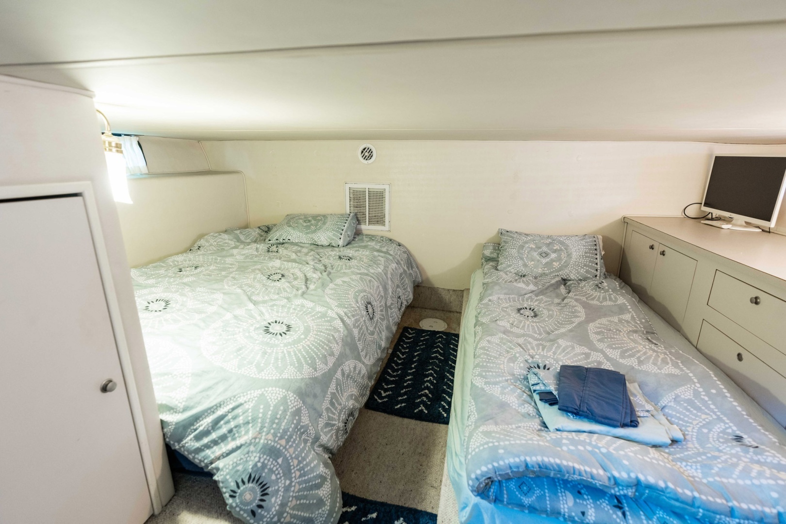 2001 Harbor Master 520 Coastal - Image 45