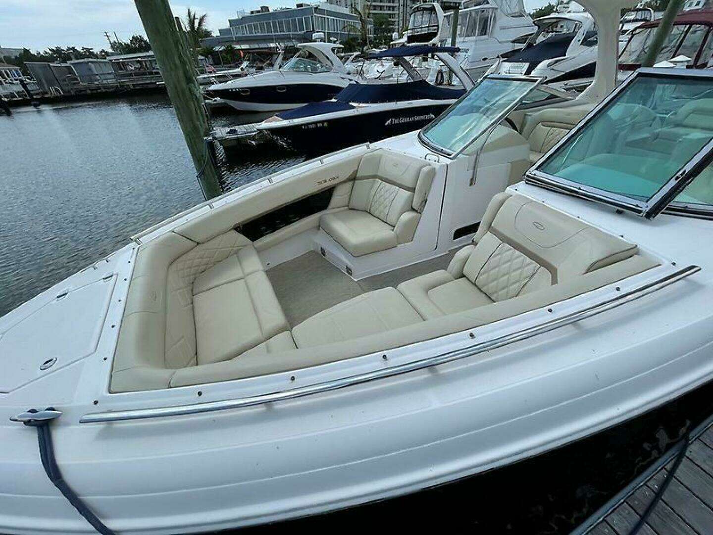 2018 Regal 33 OBX - Image 9
