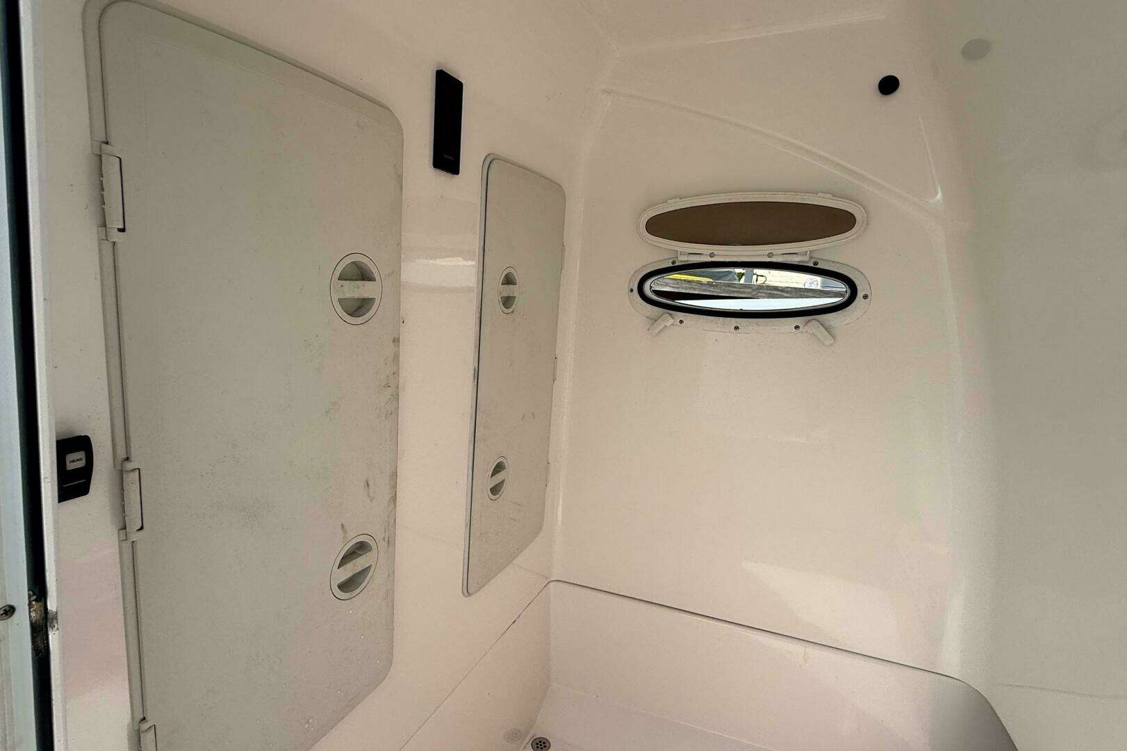 2015 Airship 330 - Image 10