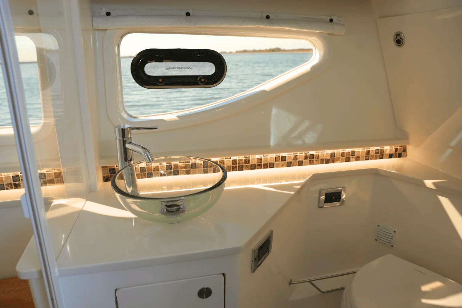 2025 Sea Ray Sundancer 370 - 45