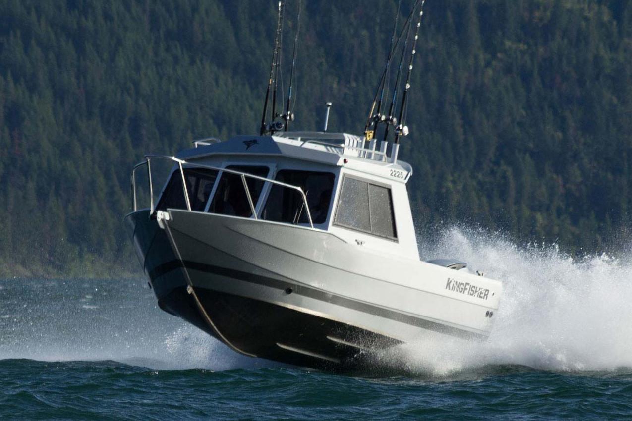 2026 KingFisher 2225 Escape HT