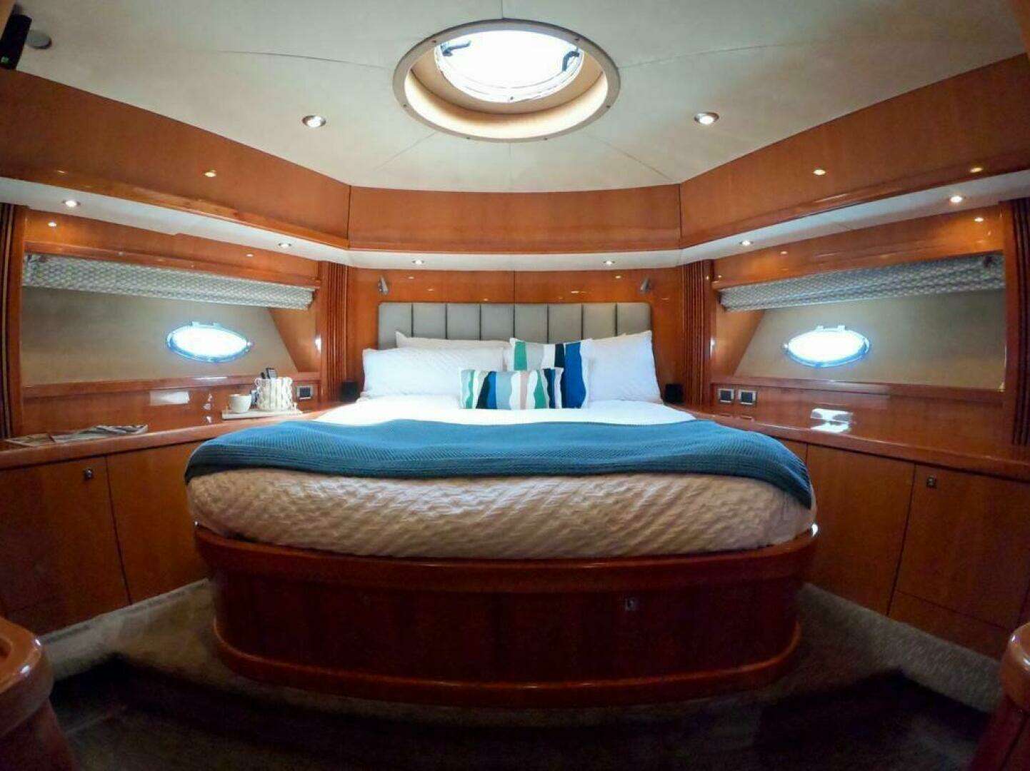 2006 Sunseeker Predator 82 - Image 20