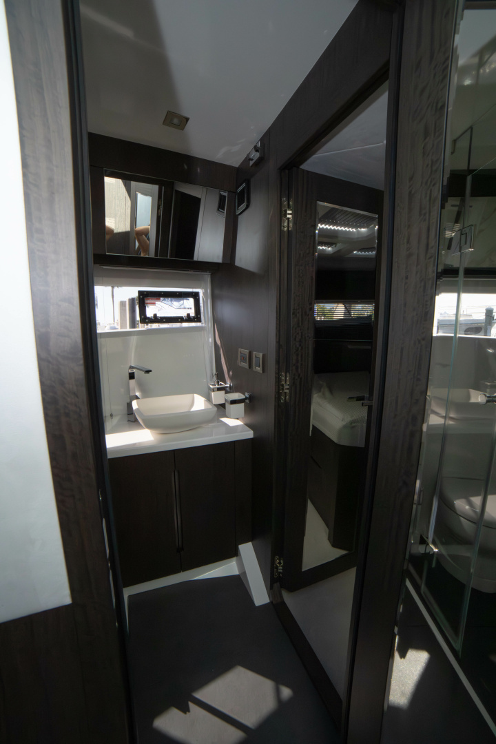 2024 Galeon 510 SKY - Image 34