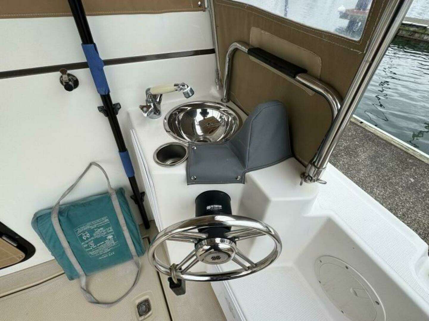 2014 Cutwater 28 - Image 19