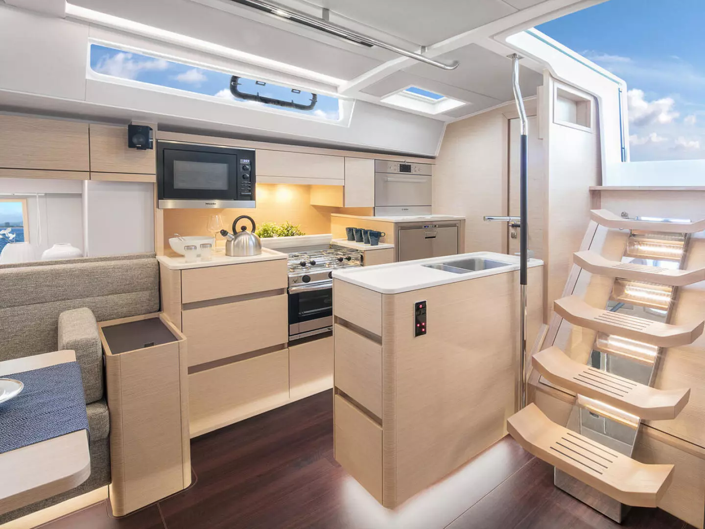 2025 Hanse 548 - Image 33