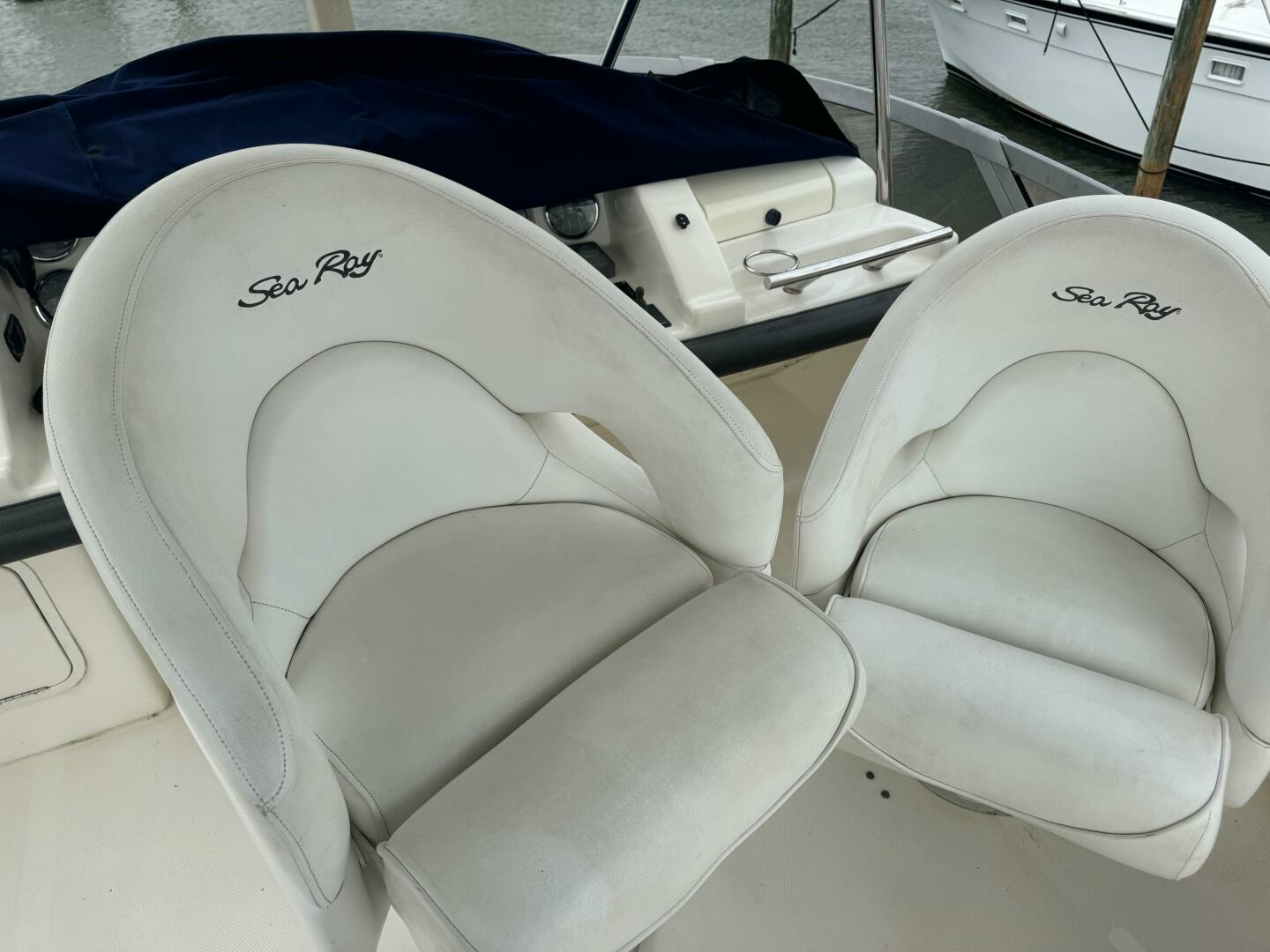 2007 Sea Ray Sedan Bridge - Image 10