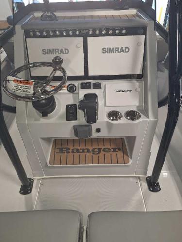 2025 Ranger 2660 Bay boat console with Simrad displays and Mercury controls.