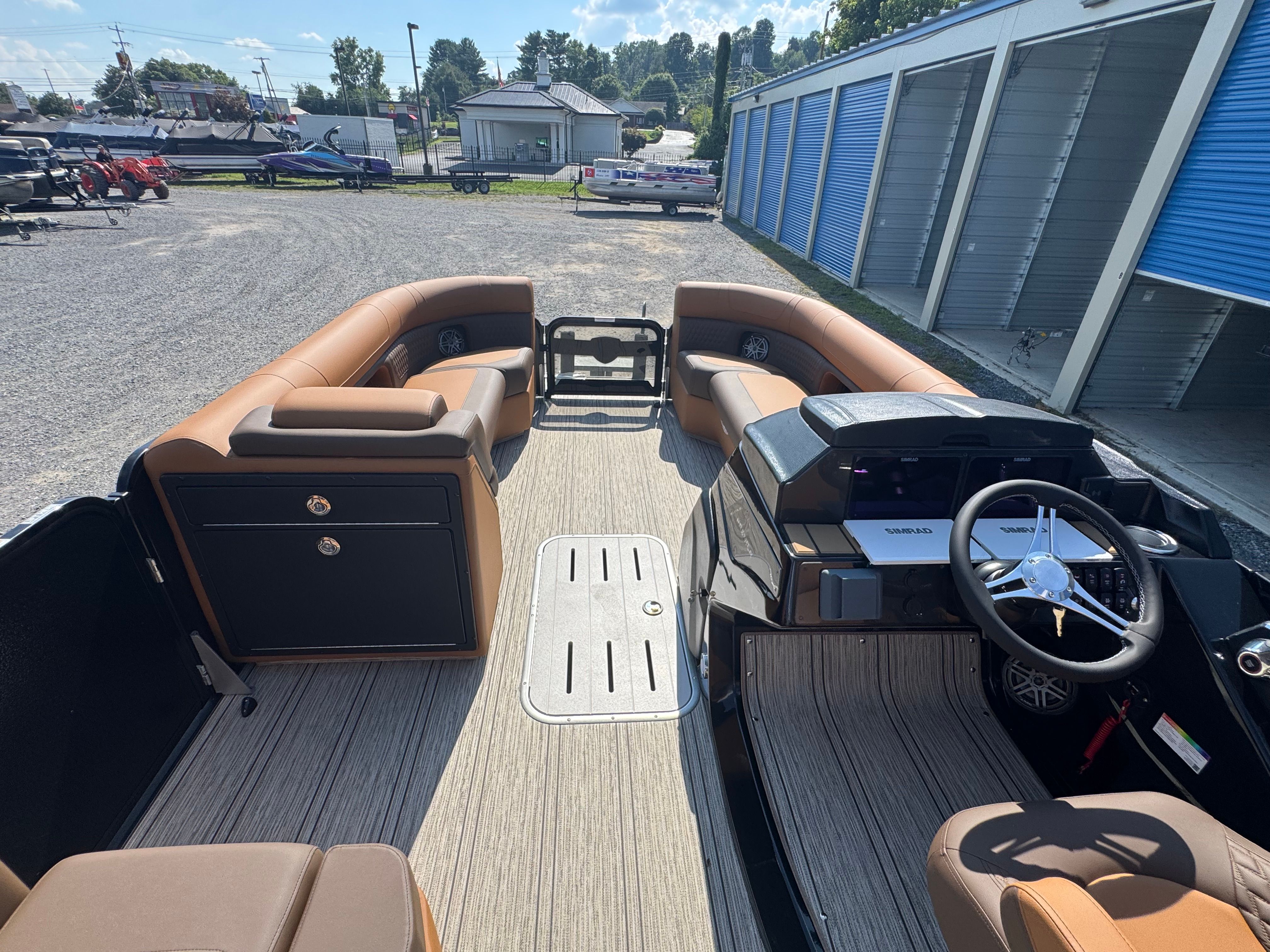 2026 Premier 250 Solaris Rear Social - 50