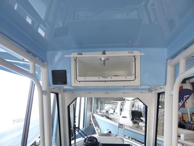 2025 PURSUIT 248 S - Image 7