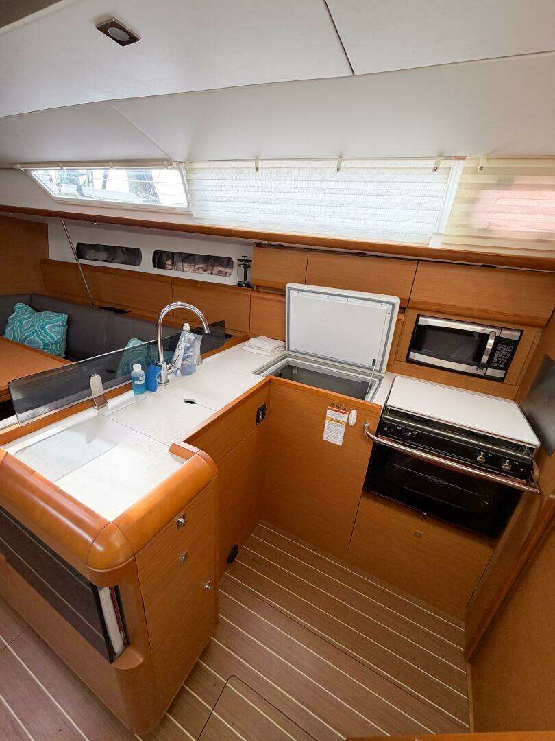 2013 Jeanneau Sun Odyssey 409 - Image 39
