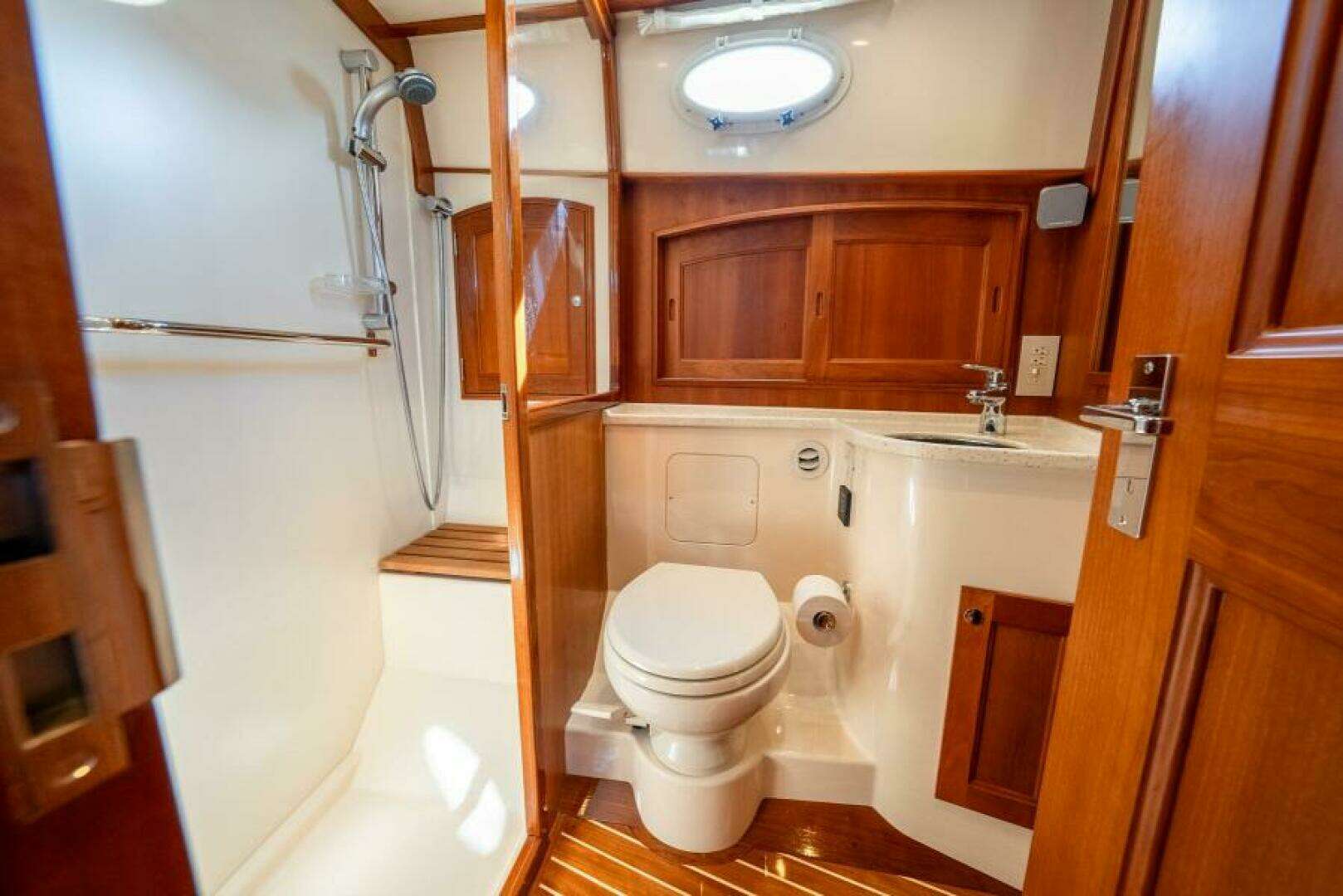 2012 Hinckley Talaria 48 - Image 26