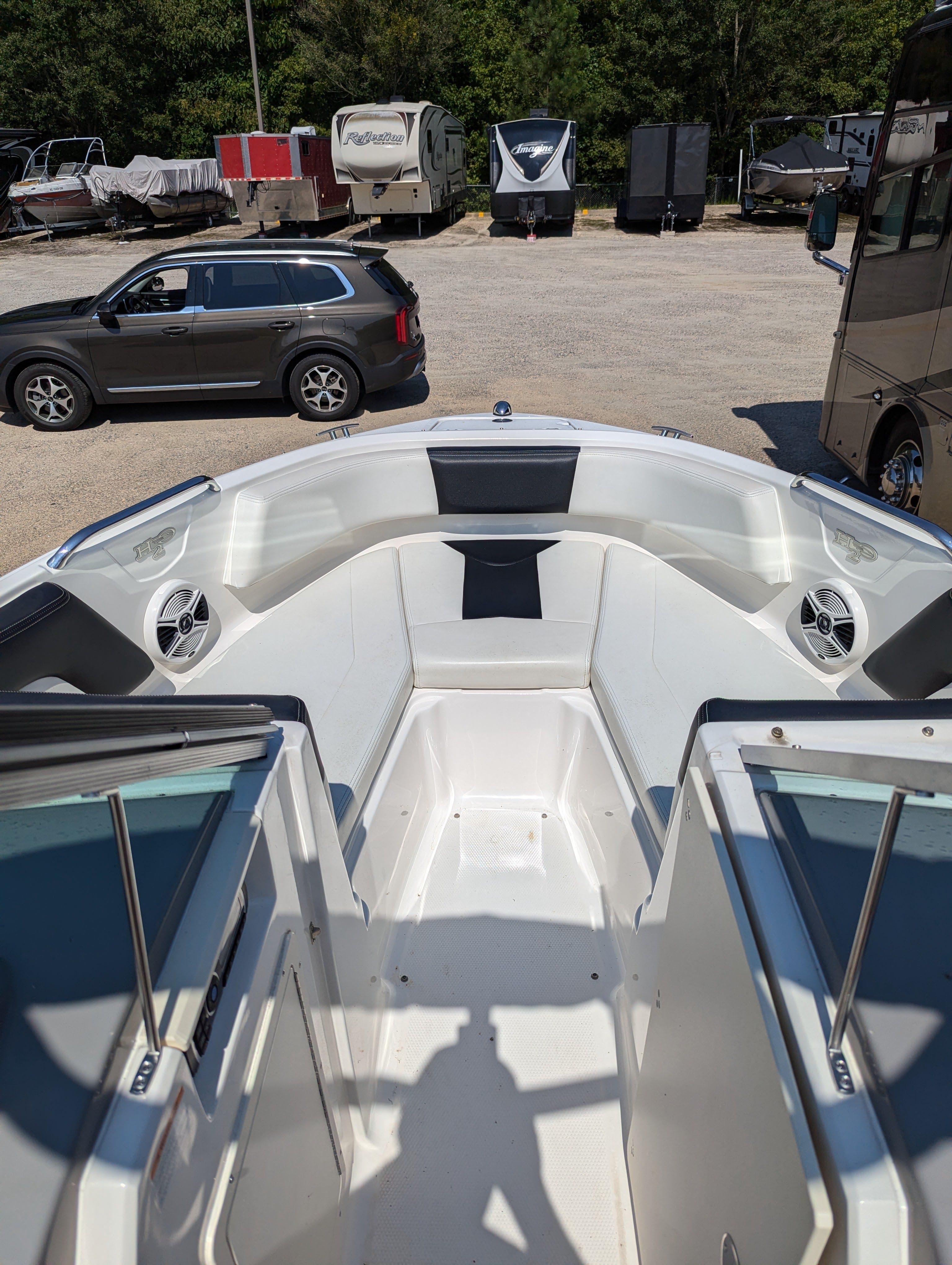 2017 Chaparral 21 H2O Sport - 10