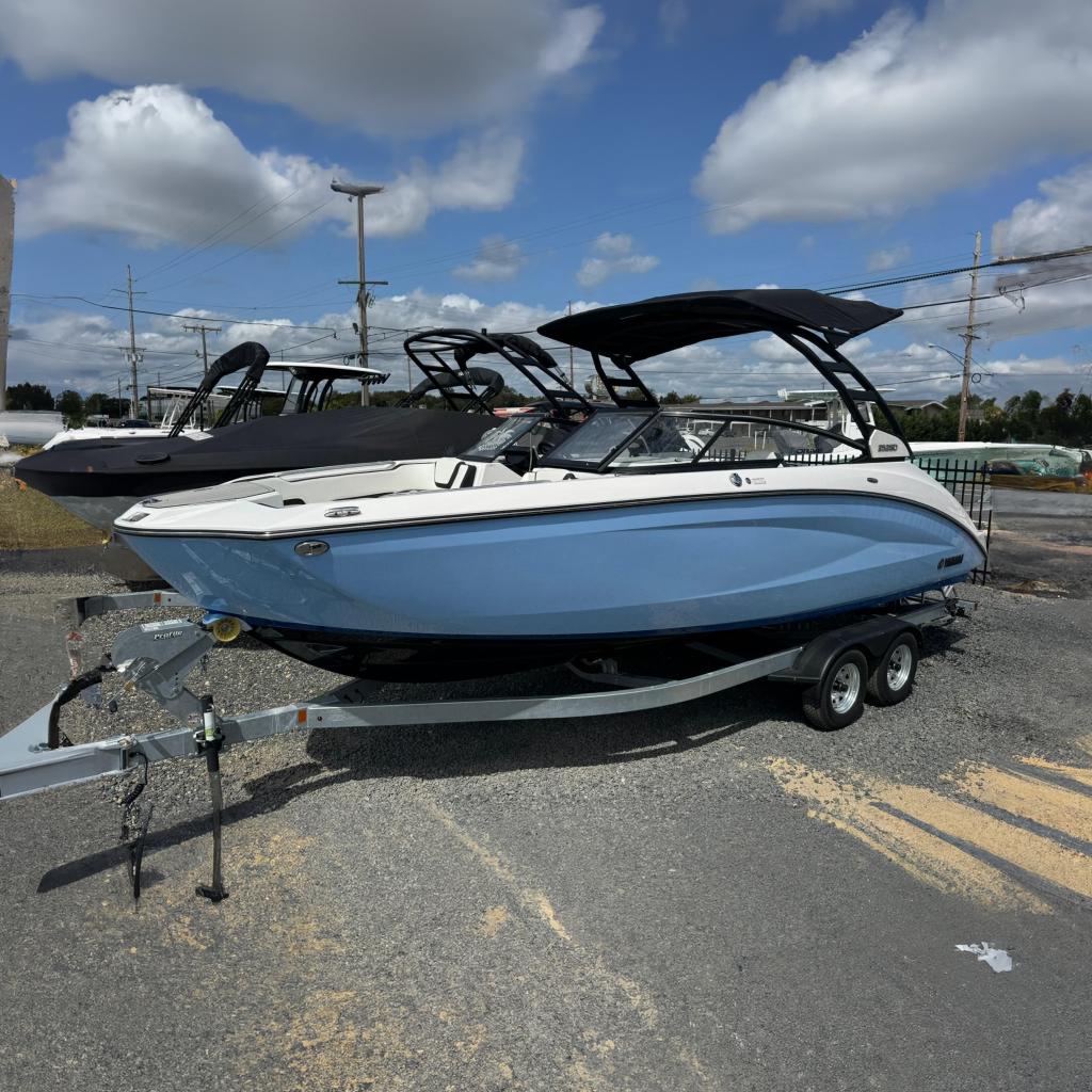 2026 Yamaha Boats 252SD