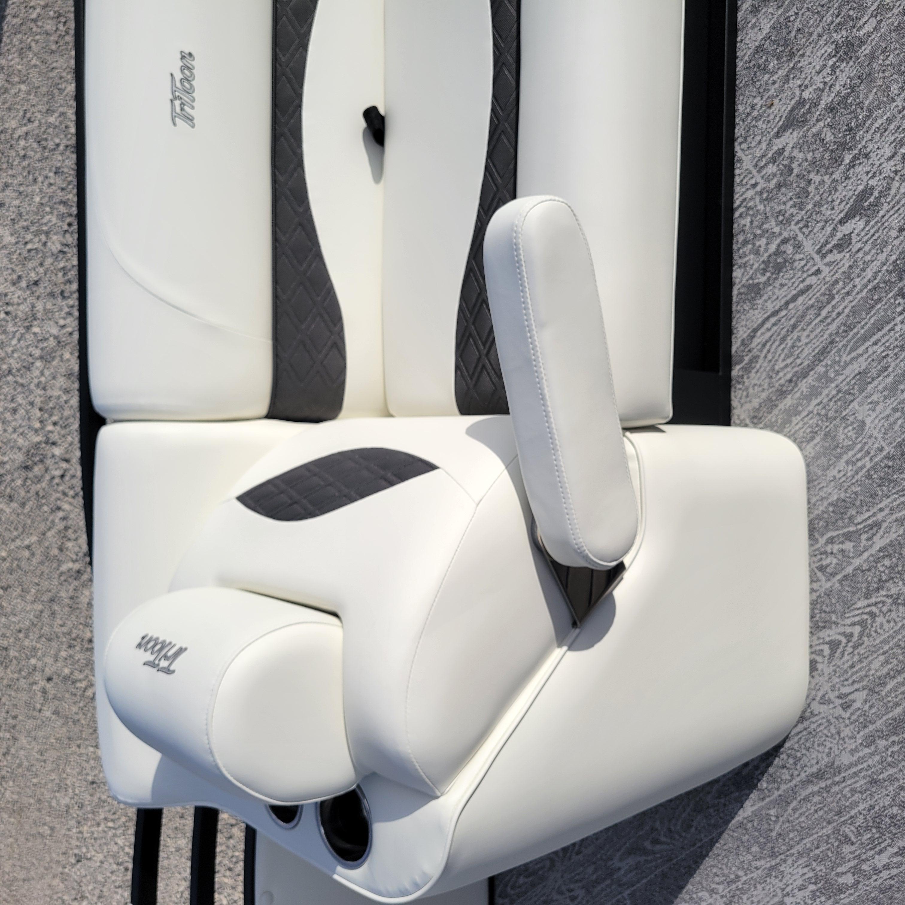 2025 JC NEPTOON 23TT SPORT - Image 10