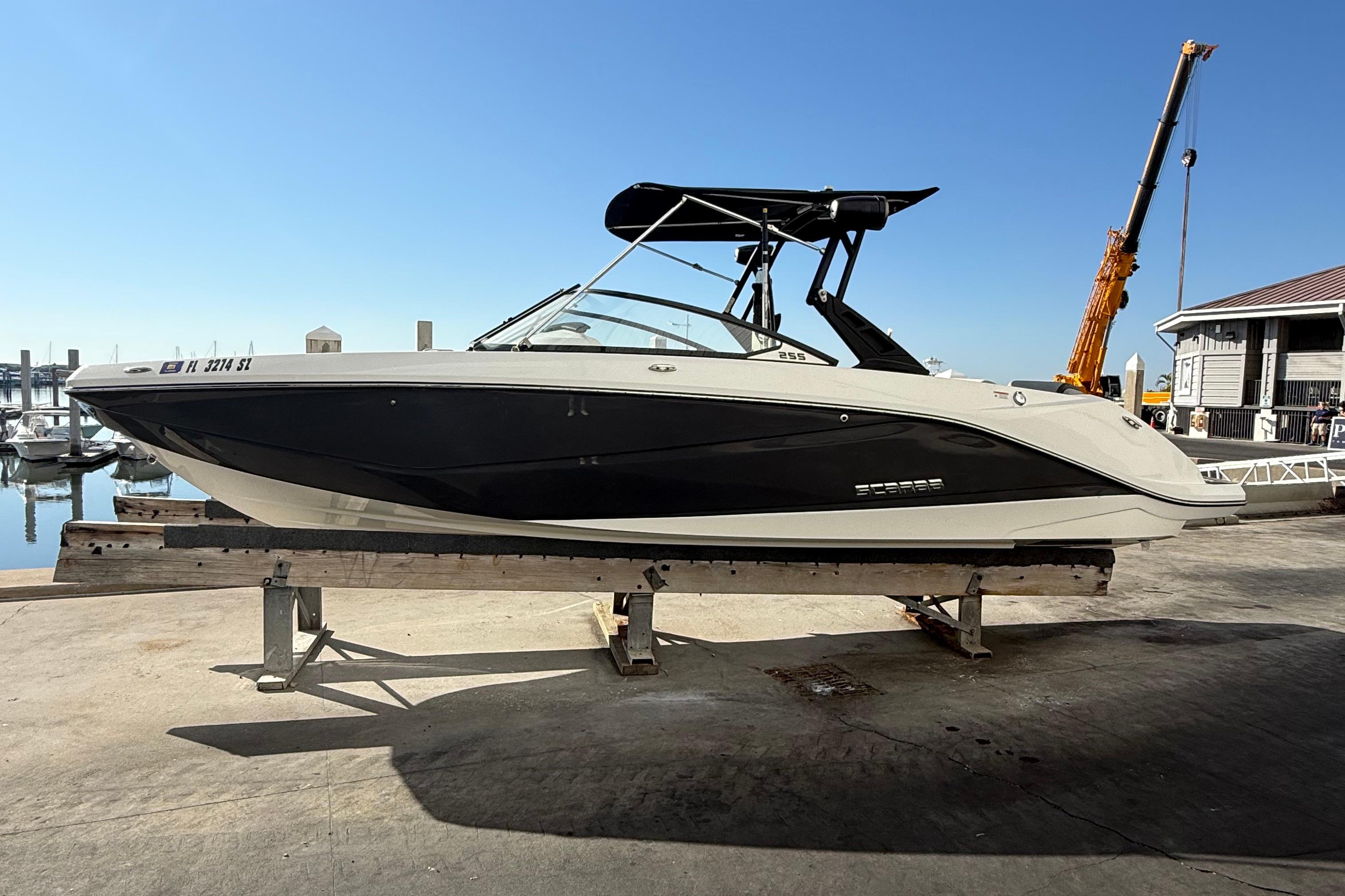 2021 Scarab 255 ID