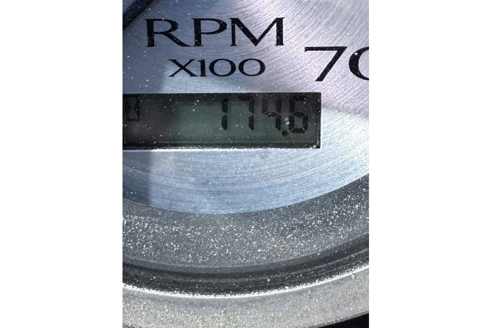 Close-up of a 2021 Bennington 23 SSRX RPM gauge displaying 1746 RPM.